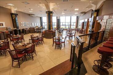 هتل Jacques Georges Tower
