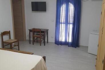 هتل La Giara
