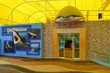 هتل Splash Inn