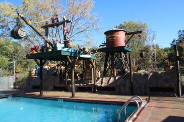 Meadowbrook Resort