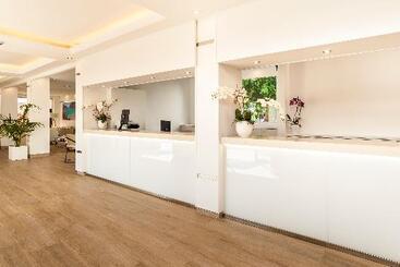Apartamentos Globales Lord Nelson