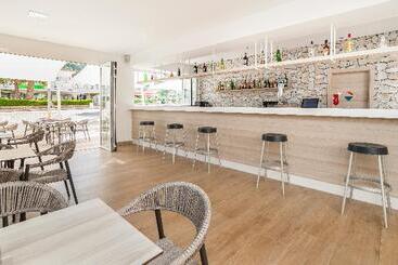 Apartamentos Globales Lord Nelson