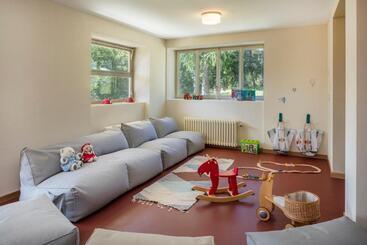 Cransmontana Youth Hostel