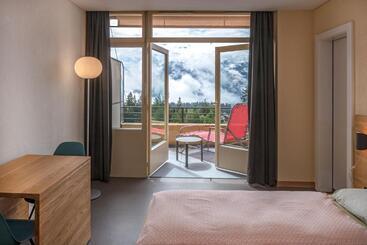 Cransmontana Youth Hostel