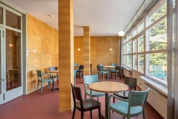 Cransmontana Youth Hostel