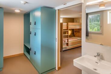 Cransmontana Youth Hostel