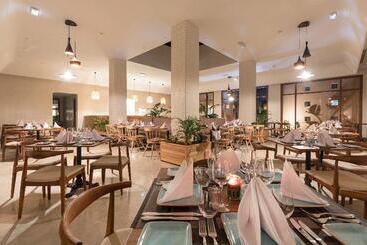 Отель Be Live Experience Marrakech Palmeraie All Inclusive