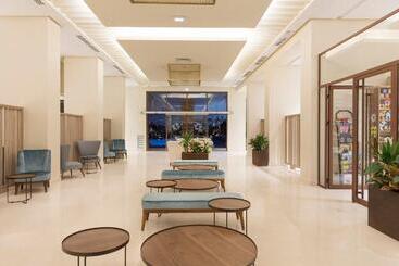 Отель Be Live Experience Marrakech Palmeraie All Inclusive