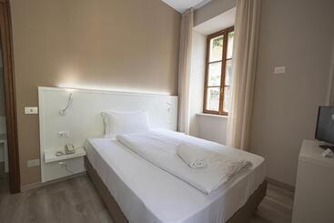 Il Portico By Lvg Hotel Collection