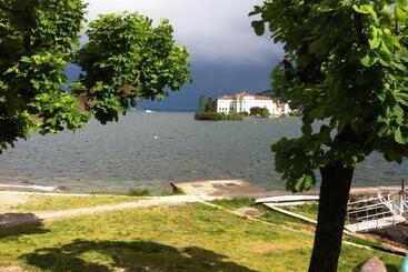 هتل Villa Toscanini