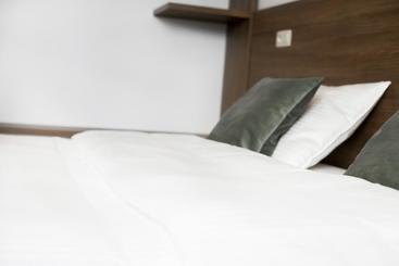 هتل Antwerp Inn