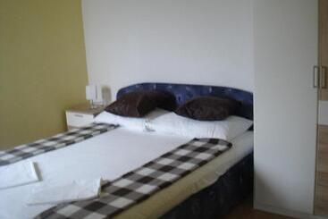 Aparthotel Pecic