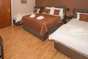 تختخواب و صبحانه Breakfast & Bed Anita