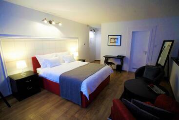 Regal Residence B&b