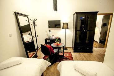 Regal Residence B&b