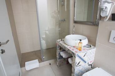 Regal Residence B&b