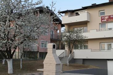 تختخواب و صبحانه Rooms Villa Aria