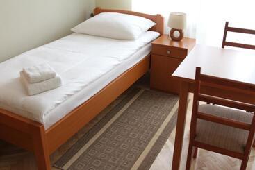 تختخواب و صبحانه Rooms Villa Aria
