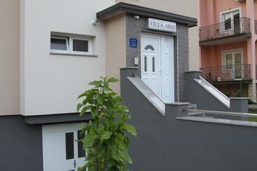 تختخواب و صبحانه Rooms Villa Aria