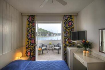 Gina Bed & Breakfast