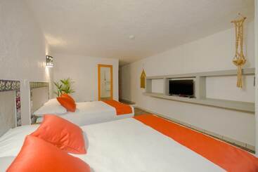 هتل Caracol Puerto Morelos