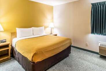 酒店 Econo Lodge   Valley City
