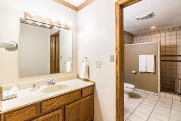 酒店 Econo Lodge   Valley City