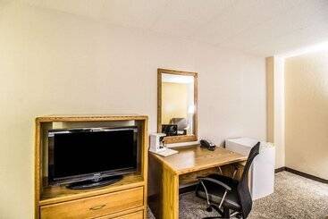 酒店 Econo Lodge   Valley City