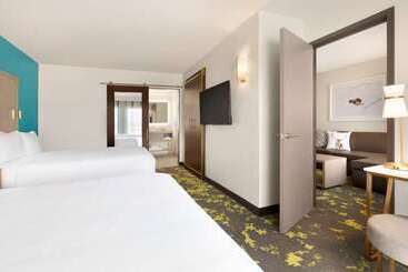 فندق Embassy Suites By Hilton Boulder