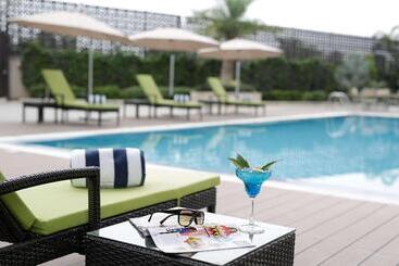 هتل Golden Tulip Suites Gurgaon