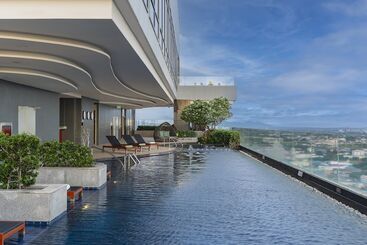هتل Holiday Inn & Suites Rayong City Centre, An Ihg
