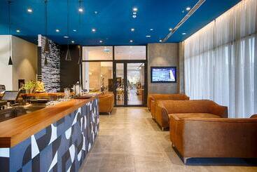 Marvie Hotel & Health