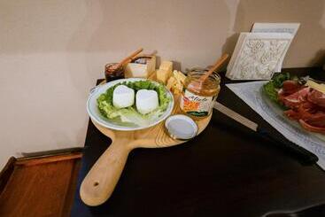 تختخواب و صبحانه Locanda Antico Casale Cesenatico