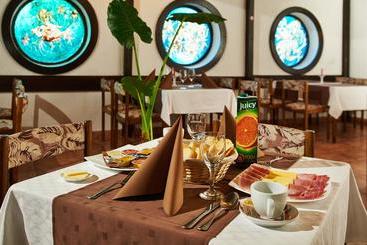 تختخواب و صبحانه Rooms Barba Niko Near Zagreb Airport