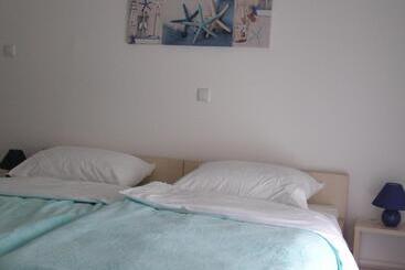 تختخواب و صبحانه Rooms Stella