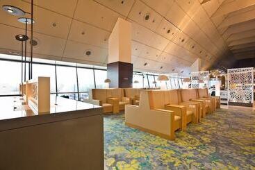 هتل Ambassador Transit Lounge Singapore T2