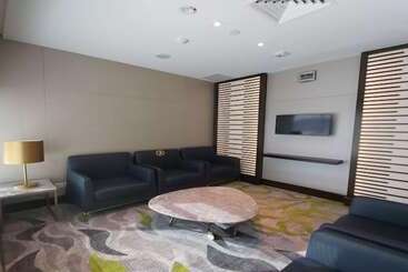 هتل Ambassador Transit Lounge Singapore T3