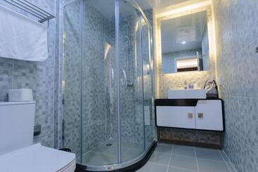 هتل Ca&sa Serviced Apartment