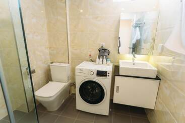هتل Ca&sa Serviced Apartment