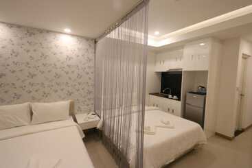 هتل Ca&sa Serviced Apartment
