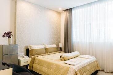 هتل Ca&sa Serviced Apartment