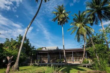 هتل Chababaancham Resort