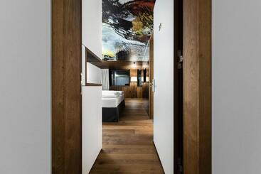 هتل Ciasa De Munt Lifestyle Living