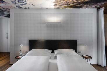 هتل Ciasa De Munt Lifestyle Living