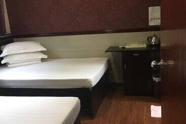 هتل Hang Ho Hostel