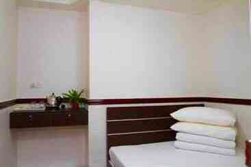 هتل Hang Ho Hostel