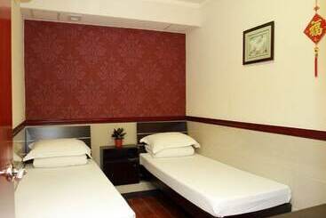 هتل Hang Ho Hostel