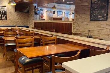 هتل Las Palmas Inn