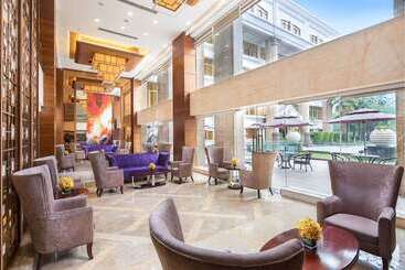 هتل Ramada Shenzhen Baoan