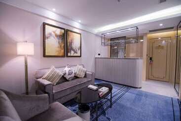 هتل Ramada Shenzhen Baoan